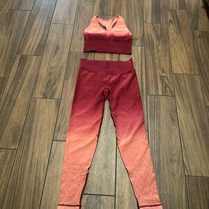 Victoria Secret Pink Sport like New size small gorgeous ombré set